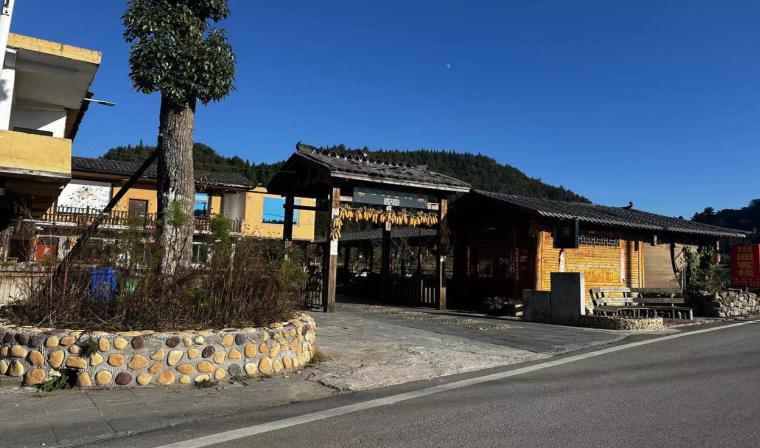 高坡乡用好四举措扎实推进农村治房工作